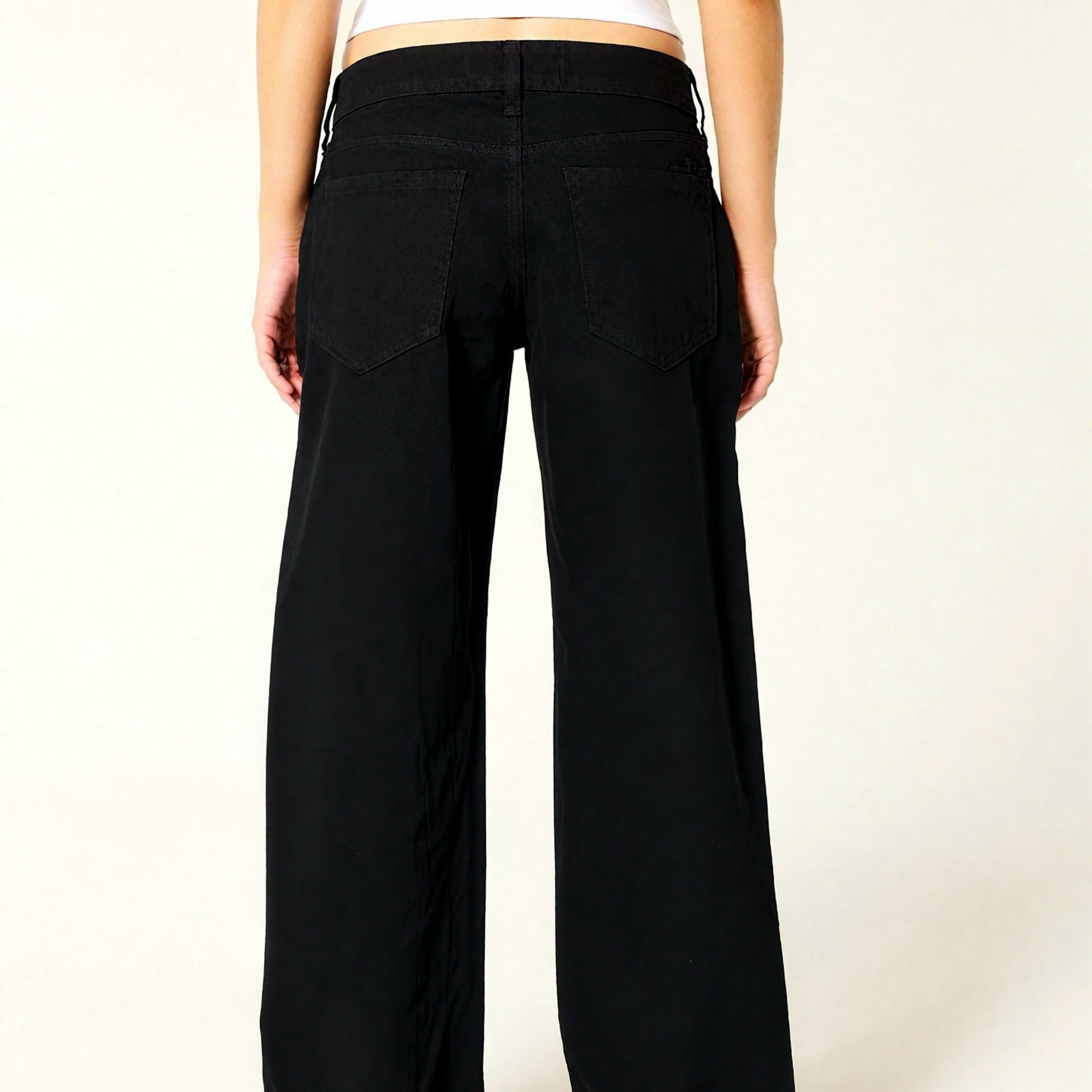 Hollister Low-Rise Black Baggy Jeans